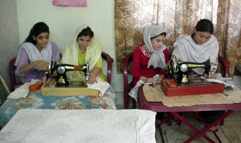 Tailoring class for Afghan girls