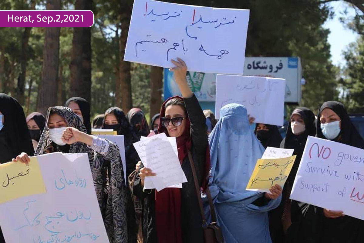 The valiant women of Herat were able to inscribe in history, the first anti-Taliban protest during their rule, in their name.