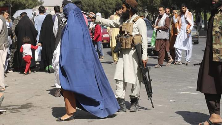 Afghan women under burqa