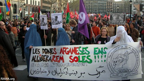 RAWA member and supporters in anti-war demo in Barcelona